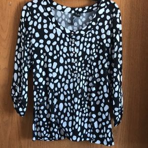 Black and white light weight blouse